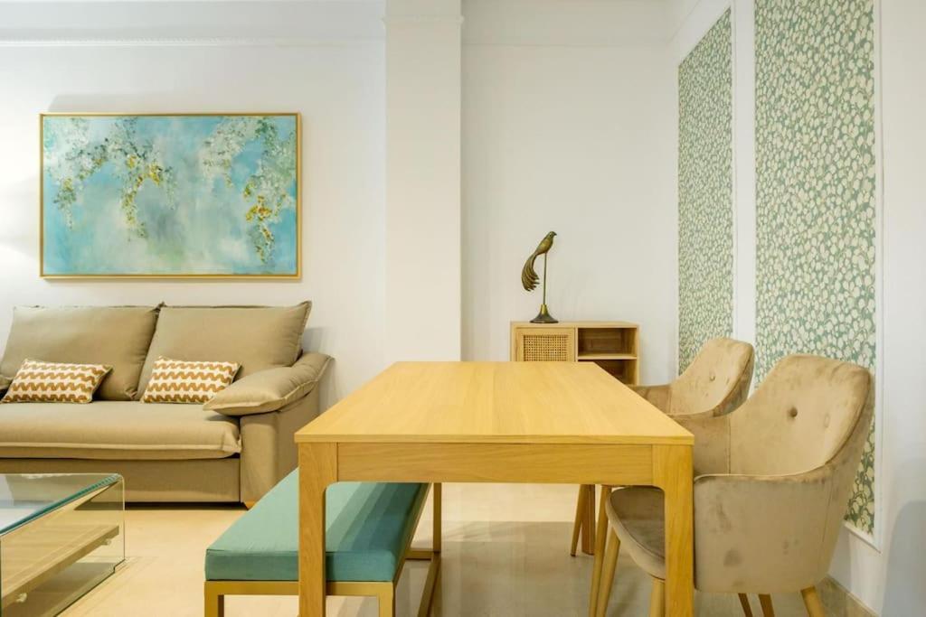 Imperial Central Suite By Valcambre Sevilla Kültér fotó