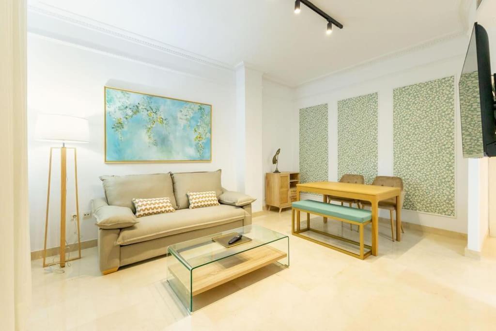 Imperial Central Suite By Valcambre Sevilla Kültér fotó