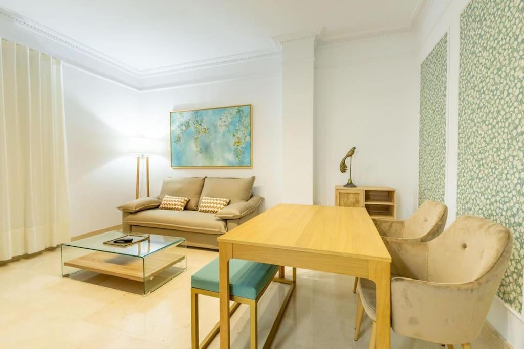Imperial Central Suite By Valcambre Sevilla Kültér fotó